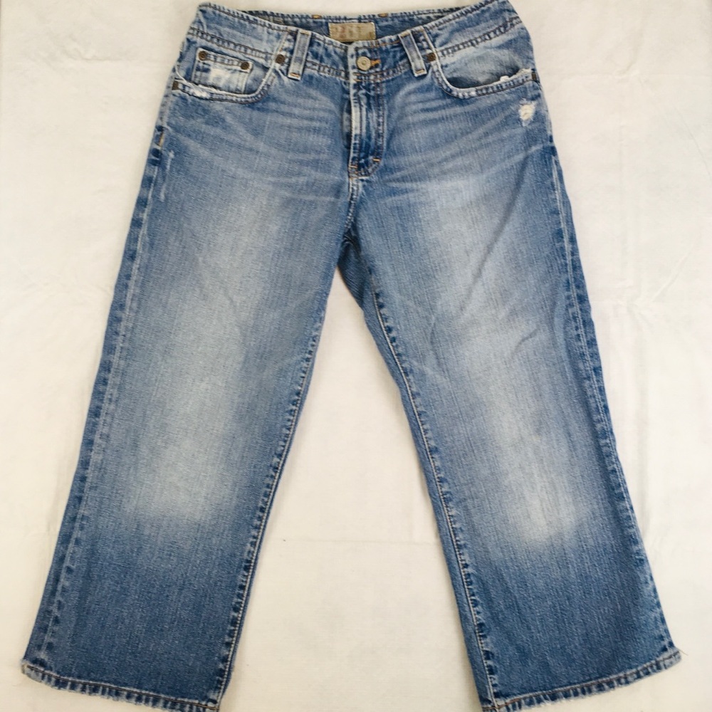 BKE Buckle Wendi Stretch Crop Distressed Women's Capri Denim Jeans Size 28